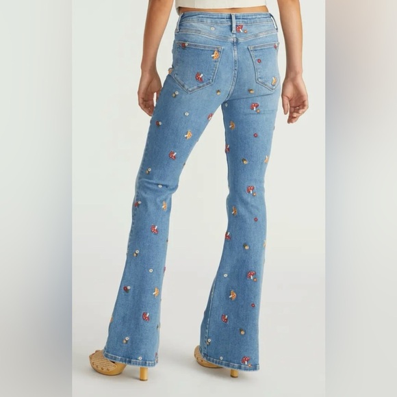 Driftwood Farrah x Wonderland Embroidered Flare Leg Jeans Size 25 NWT - Picture 2 of 14